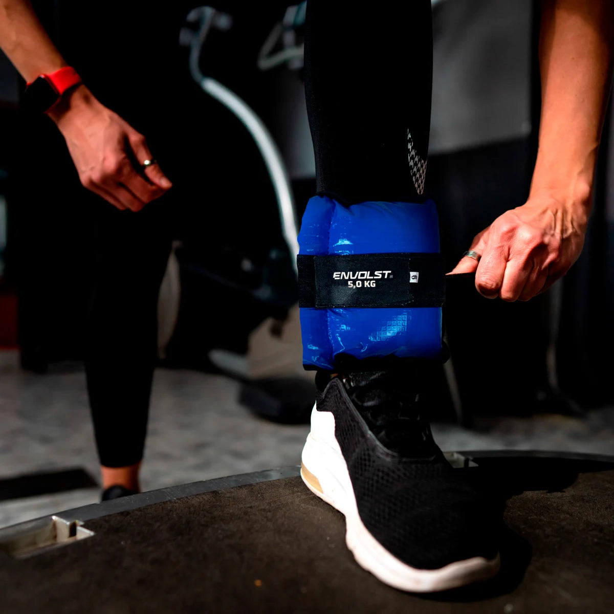 Tornozeleira caneleira em vinilona azul profissional 5kg Envolst - par