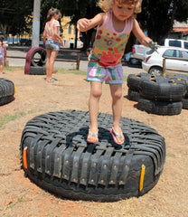 Cama elástica pula-pula de pneu para recreação infantil e treinamento funcional Pista e Campo