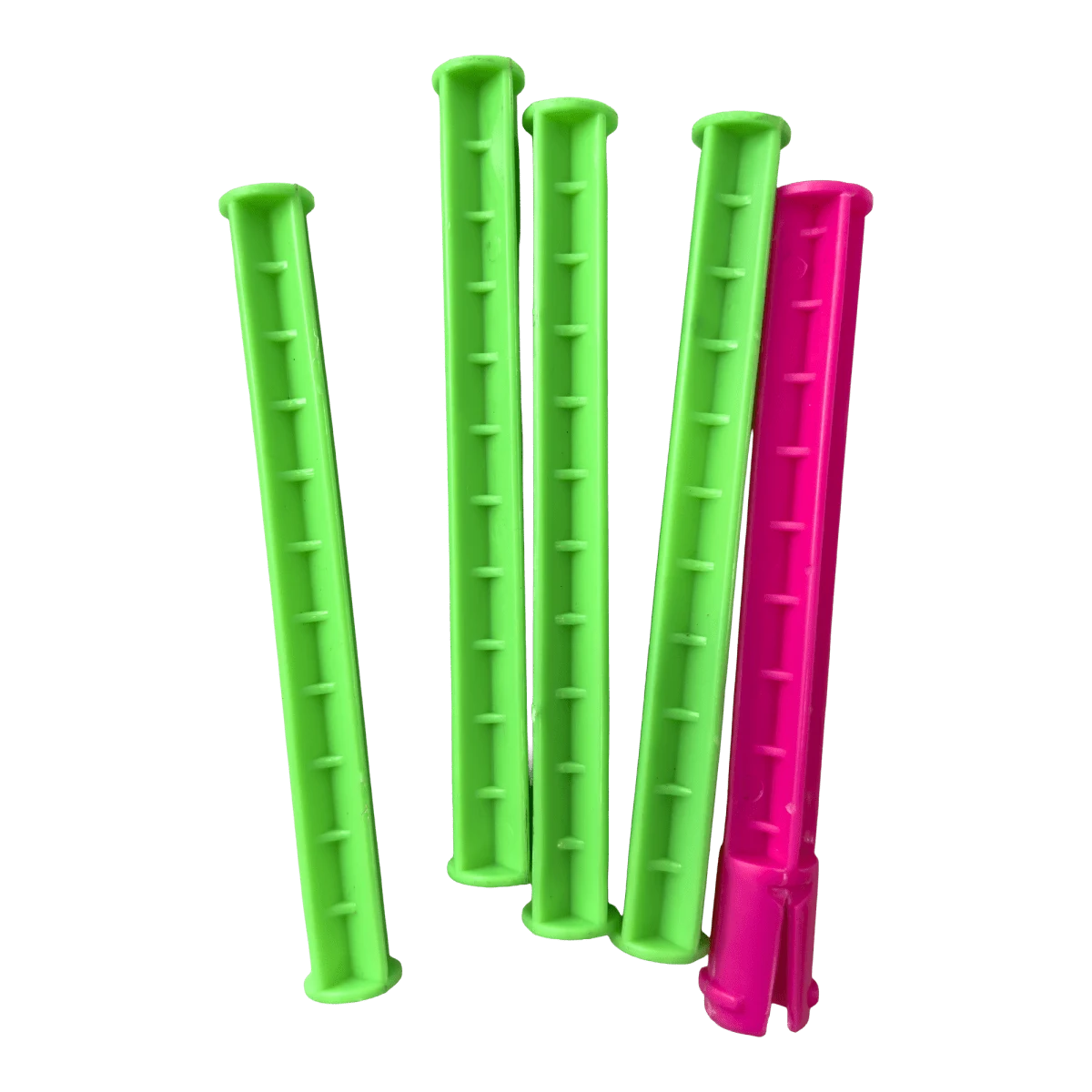 Jogo com seis argolas de plástico e alvo com pontuação