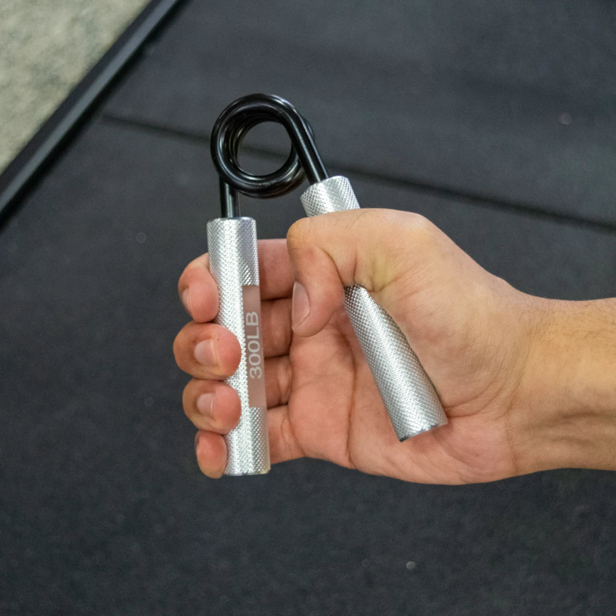 Hand Grip 350lbs 158Kg de Aço Cromado Envolst 350lbs-158KG