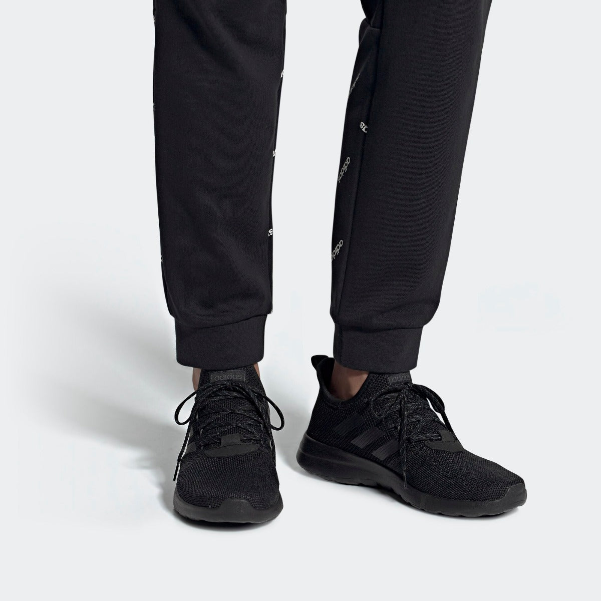 Tênis Adidas Lite Racer RBN Masculino Preto manequim