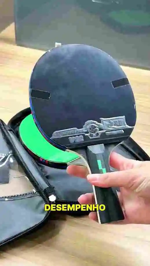 kit com 2 raquetes de ping pong verde com bolsa 