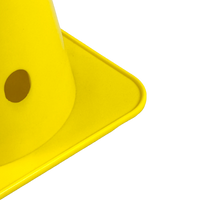 Cone de sinalização 38cm de plástico com furos premium reforçado Pista e Campo - Amarelo