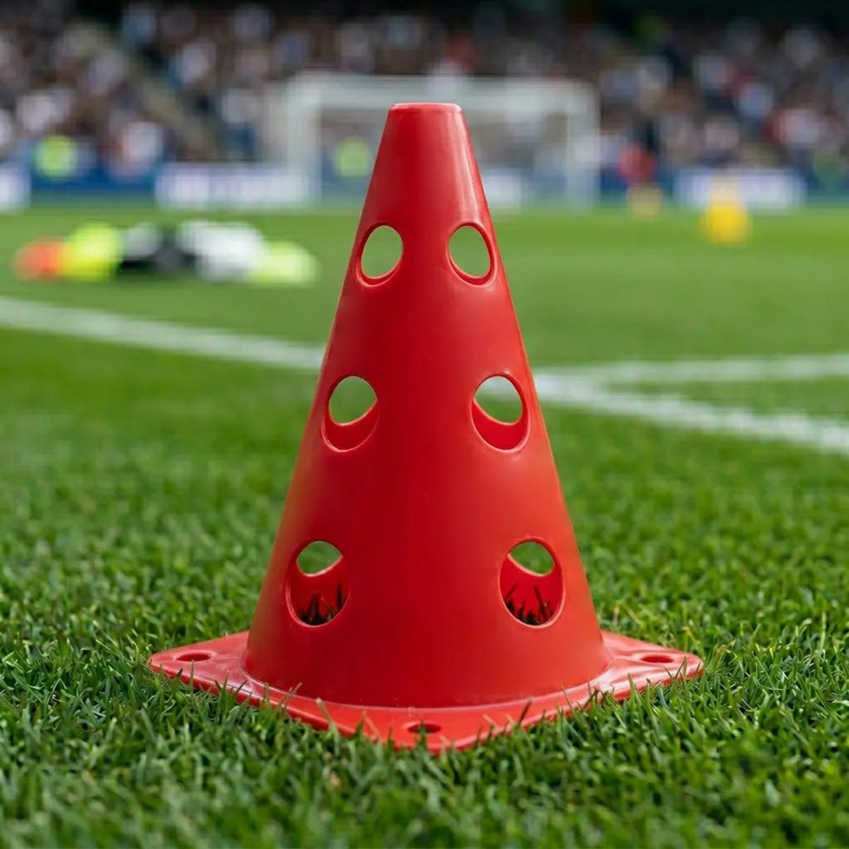 Cone Furado de sinalização de plástico 23cm Pista e Campo - Verde