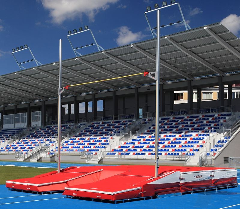 Postes para salto com vara modelo avançado WA-IAAF Polanik