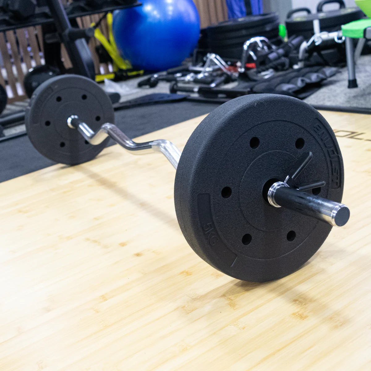 Barra de Musculação W 1,20m Maciça 28mm e Presilhas Envolst