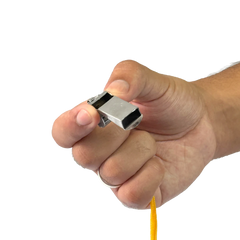 Apito de inox com cordão Velden