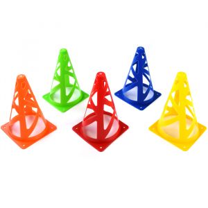 Cone de sinalização de plástico 23cm vazado (a prova de vento) Pista e Campo
